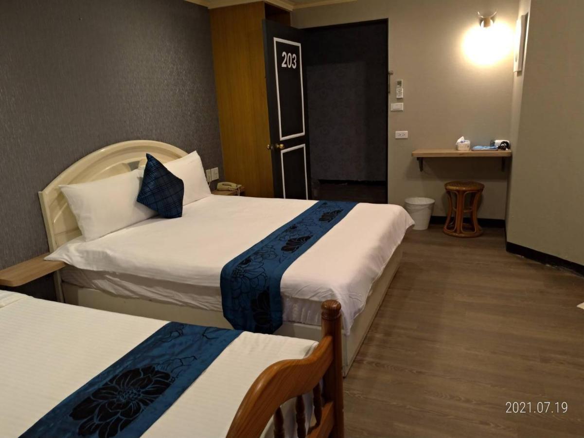 Guan Lun Hotel Хуалянь Экстерьер фото